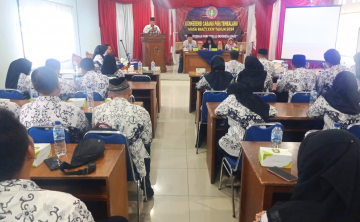 Rapat Besar PGRI Maluku Tengah - Persatuan Guru Republik Indonesia Cabang Maluku Tengah